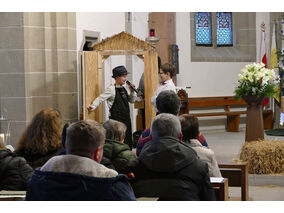 Kinderchristmette mit Krippenspiel (© Karl-Franz Thiede)